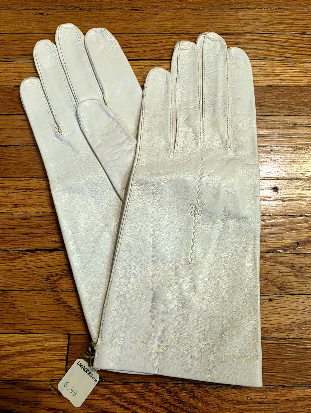 50s NWT I.Magnin Kidskin Wrist Gloves